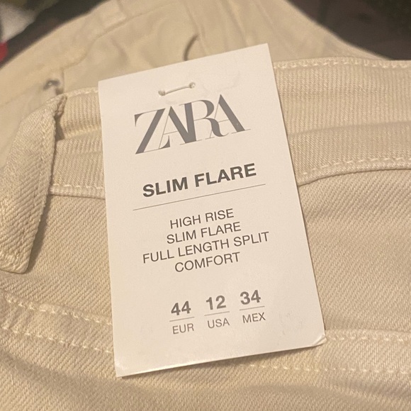 NWT Size 12 | Zara | 
Beige Slim Fit Trousers with side vents - Picture 3 of 8